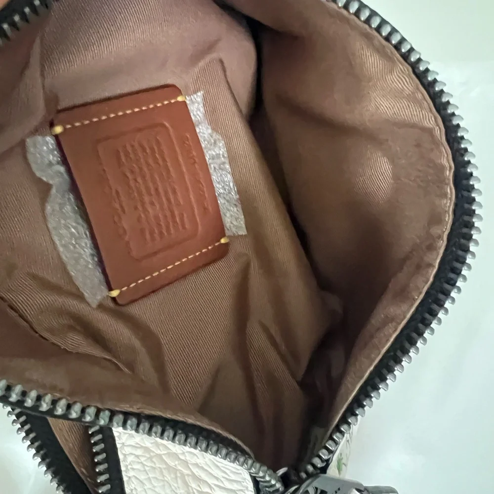 Coach Leather  Belt Bag - Picture 3 of 9